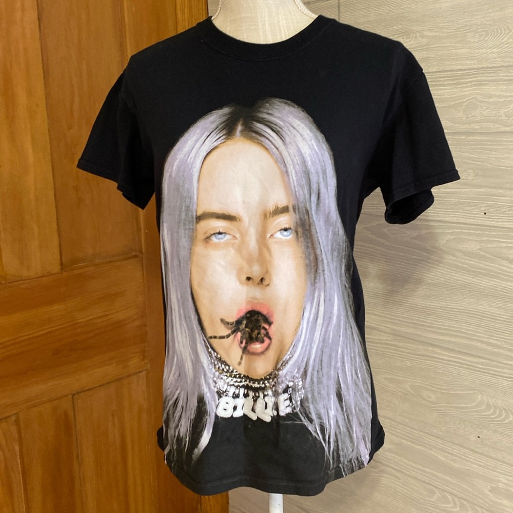 Billie Eilish tarantula face black t shirt. Size S
